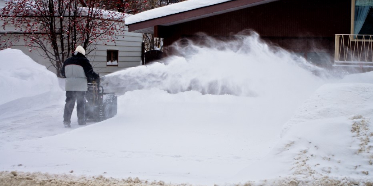 Why Snow Removal Should Be Part of Your Winter Plan