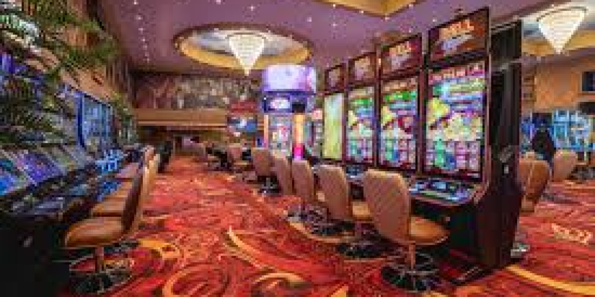 Basic Strategy for Blackjack: Improving Your Odds