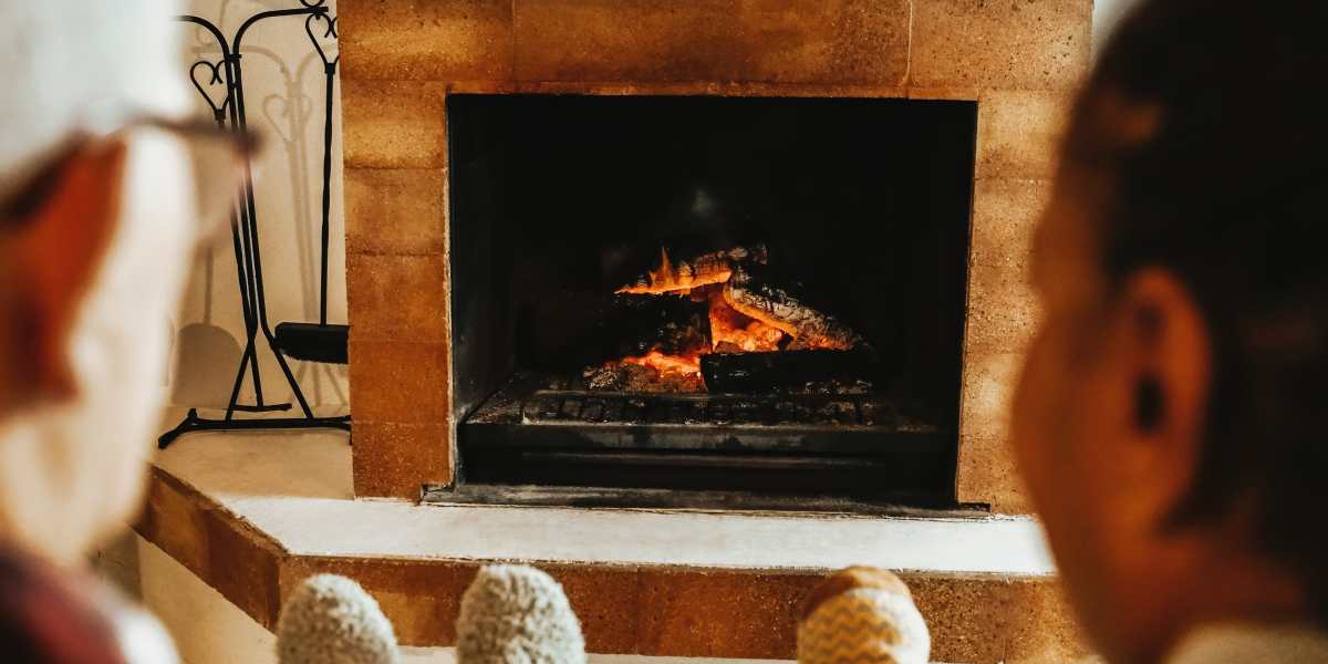 Guide To Small Fireplaces: The Intermediate Guide To Small Fireplaces