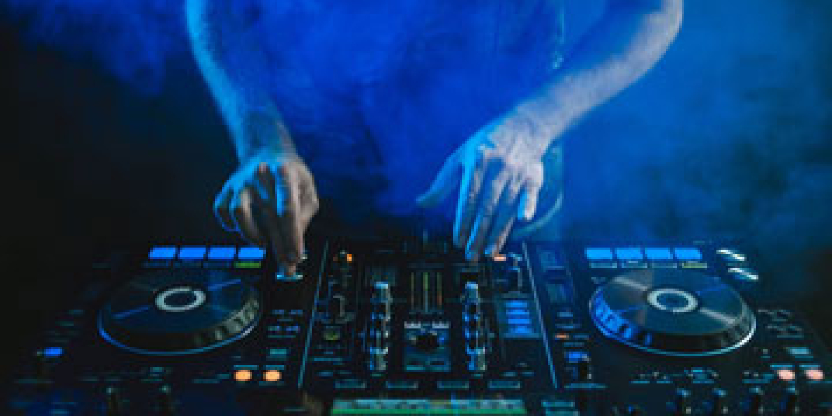 The Ultimate Guide to Hiring the Best DJ in Newcastle for Your Next Big Event