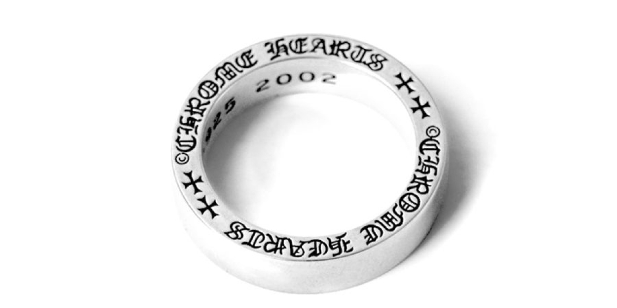 COMME des GARÇONS | CDG Official Clothing Store | 40% Off